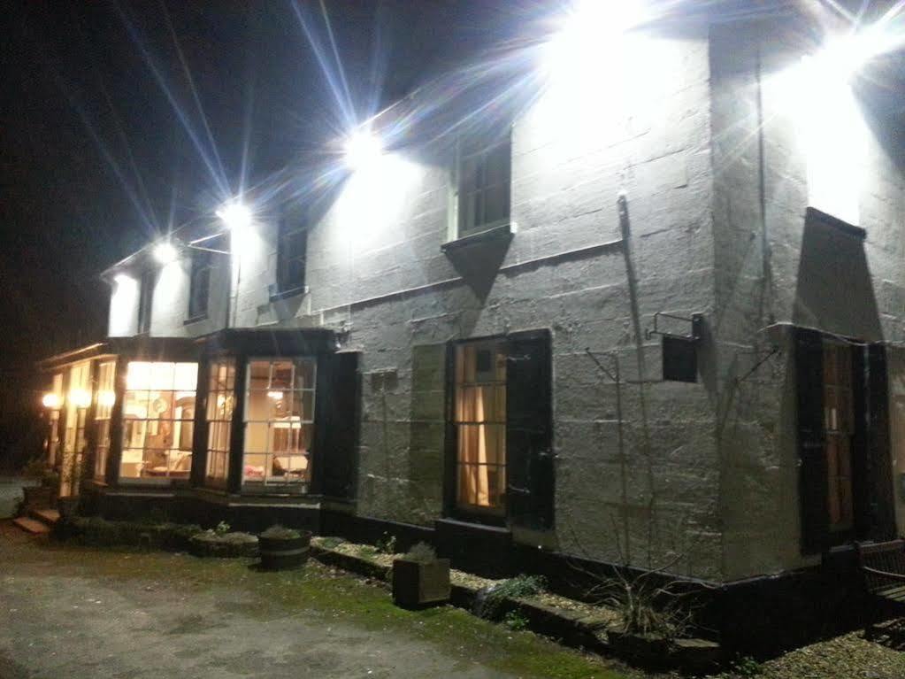 The Penruddocke Arms Bed & Breakfast Dinton  Exterior foto